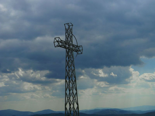 żelazny krzyż na Tarnicy