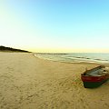 Nadmorska cisza #morze #plaża #łódka #krajobraz