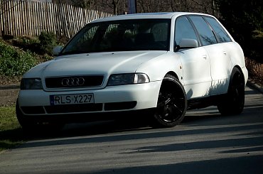 Audi -40mm s-line 18" #audi #german #golf #GolfMk1 #klasyk #mazda #mk1 #passat #yamaha